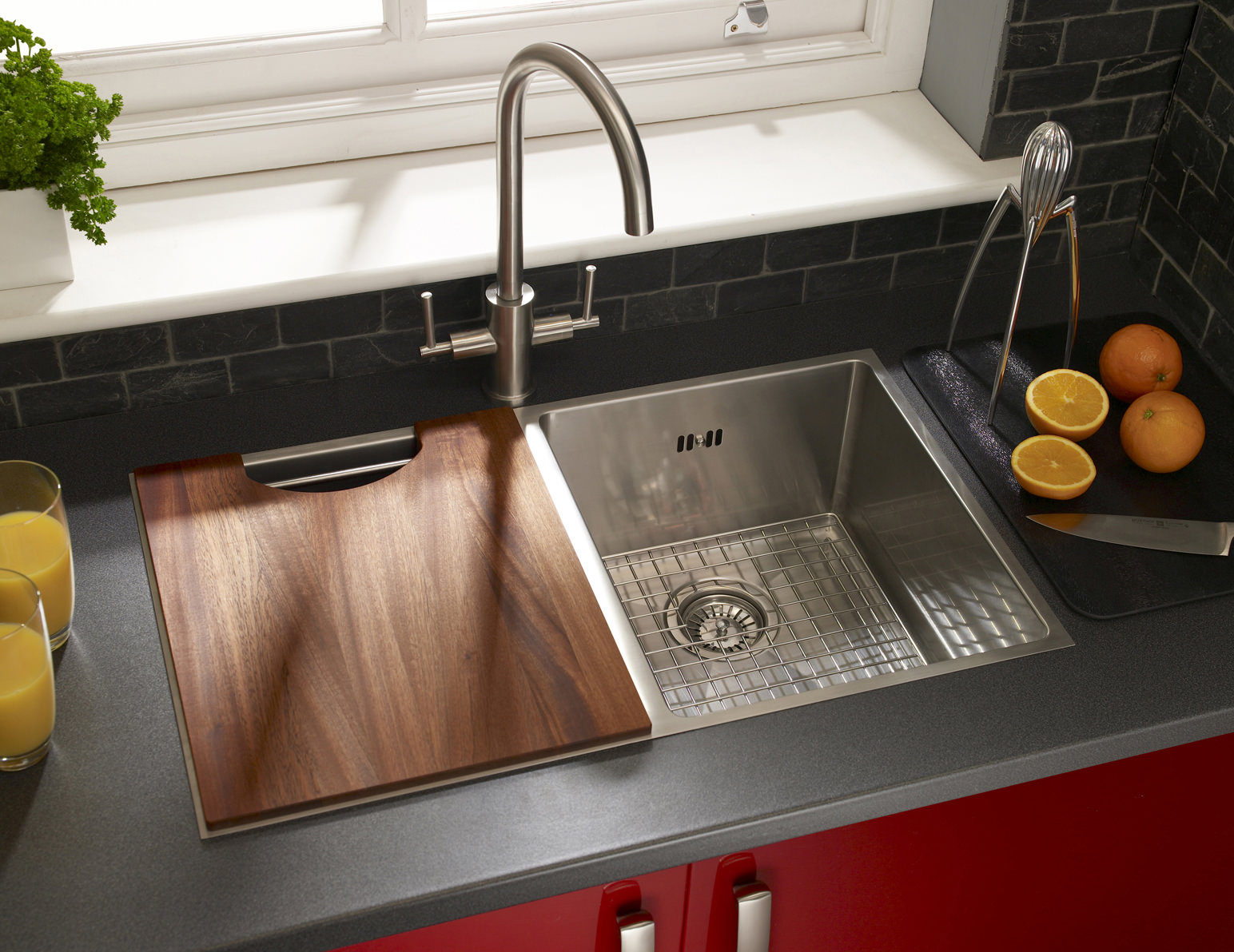 Astracast Onyx 4070 2.0 Bowl Stainless Steel Inset Sink And Accessories