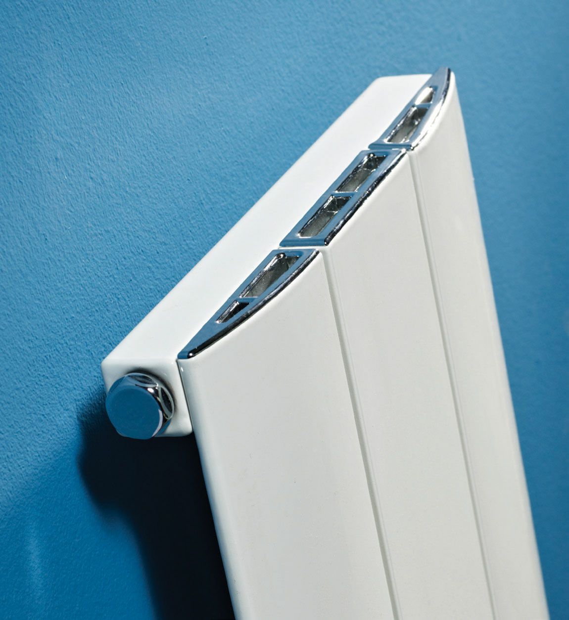 Phoenix Vega 280 x 1600mm Aluminium Radiator White RA250