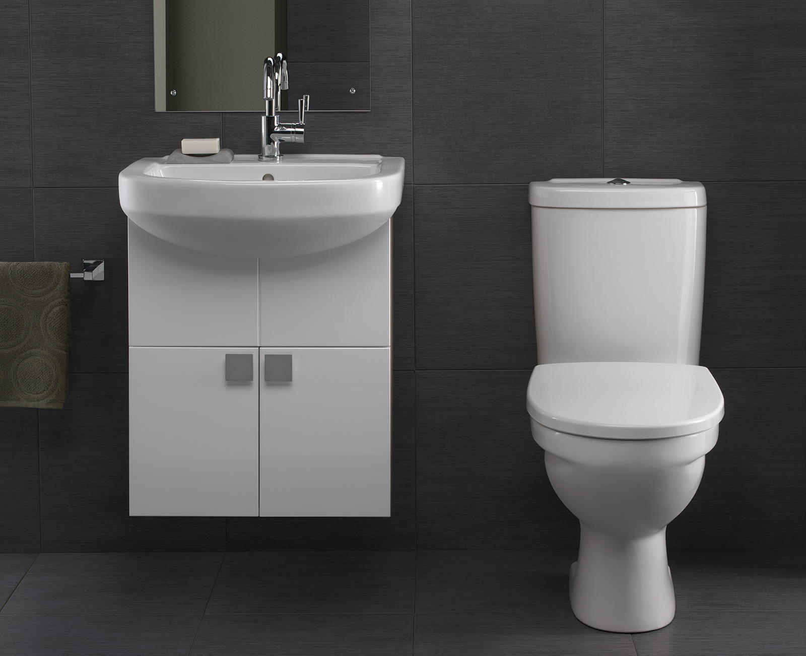 Twyford Refresh Square Close Coupled WC Pan With Cistern 645mm | RE1148WH