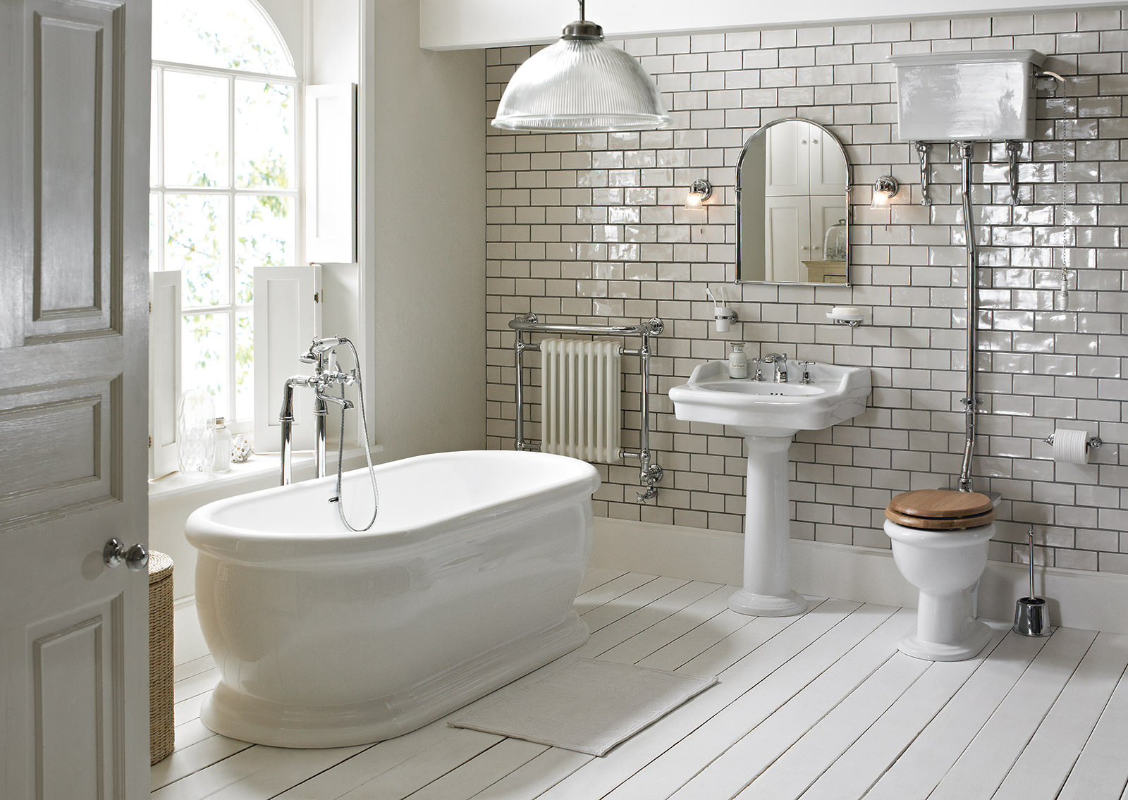 Heritage Victoria High Level WC And Cistern With Flush Pack